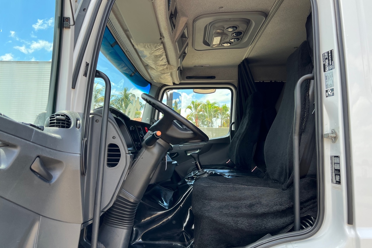 Mercedes Benz Atego 2426 - 15/16 8