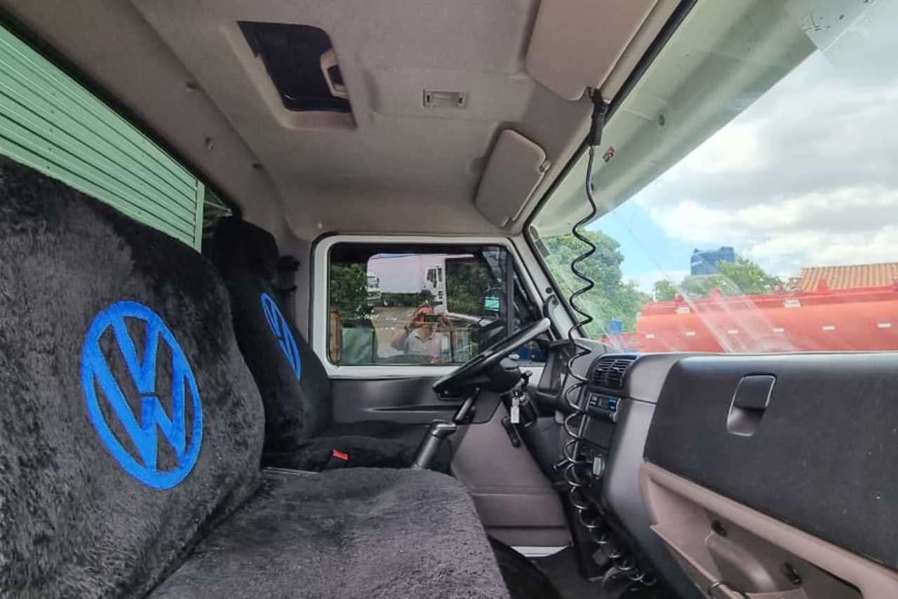 Volkswagen 8 160 - 14/14 15