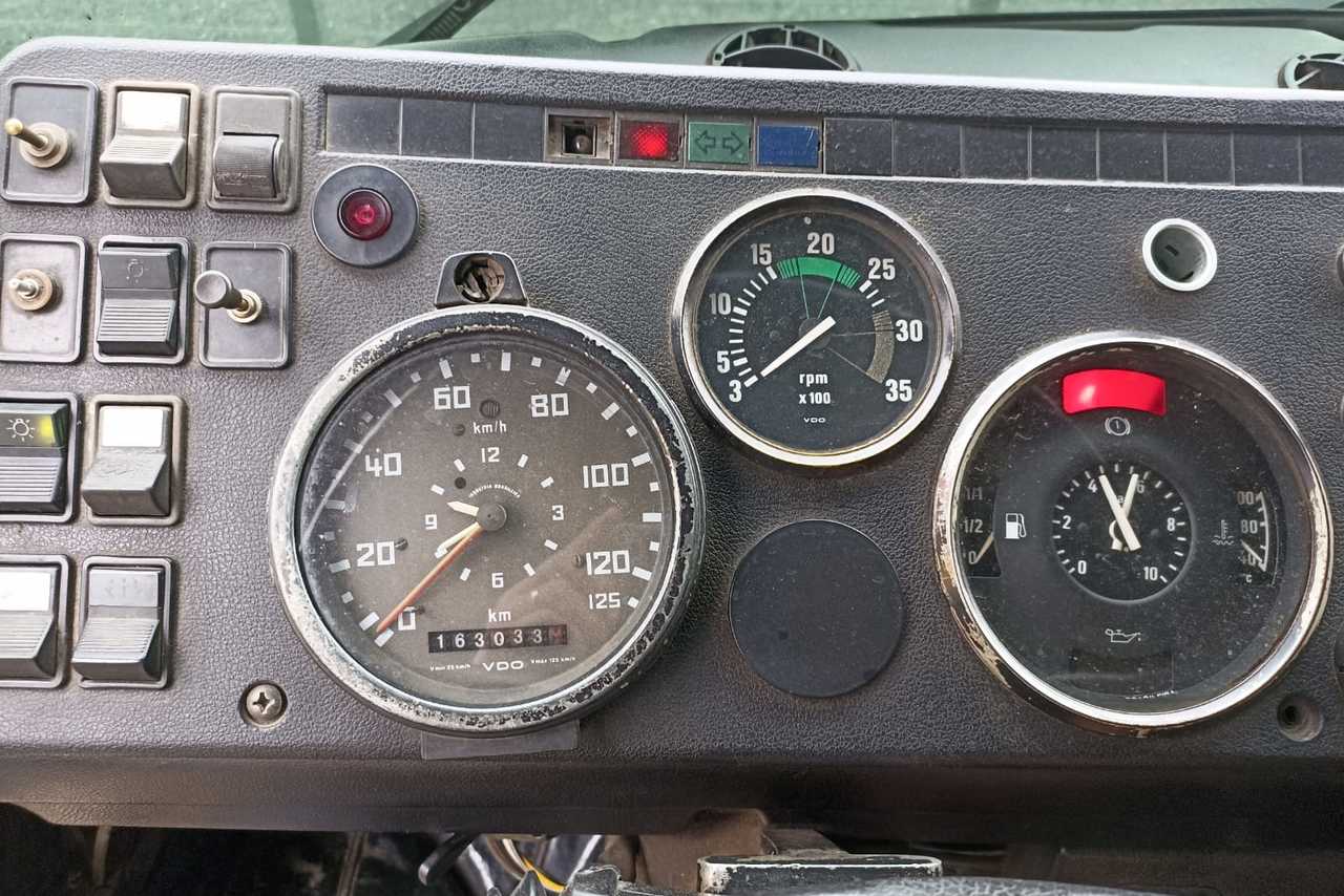 Mercedes Benz Atego 1318 - 87/87 5
