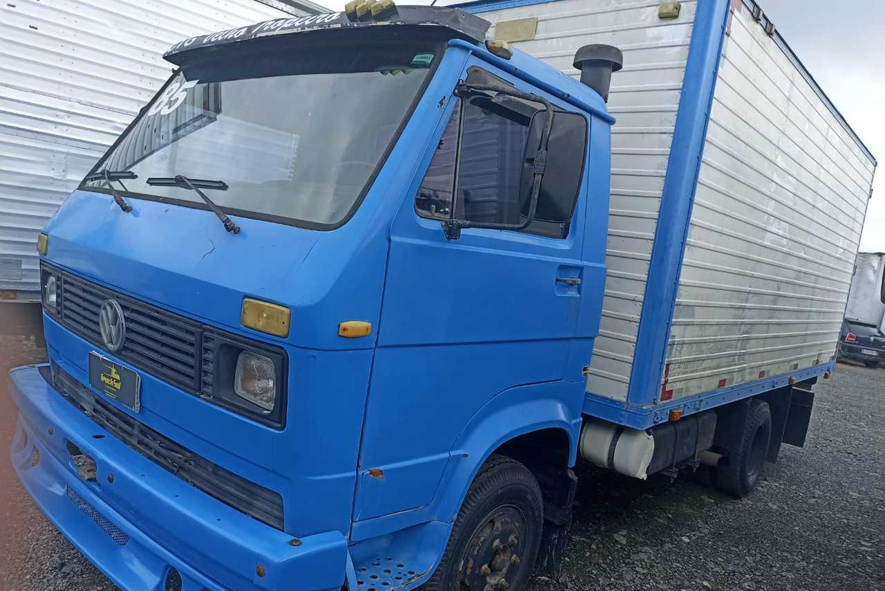 Volkswagen 6 90 - 84/85 5