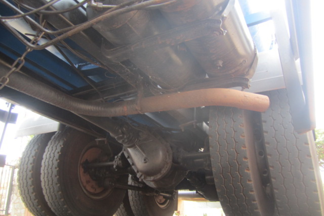 Mercedes Benz MB 2220 - 90/90 9