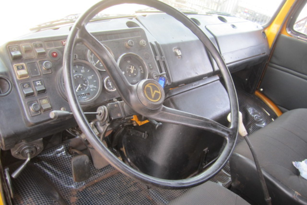 Mercedes Benz MB 2220 - 90/90 10