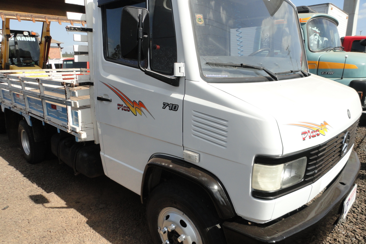 Mercedes Benz MB 710 - 99/99 2