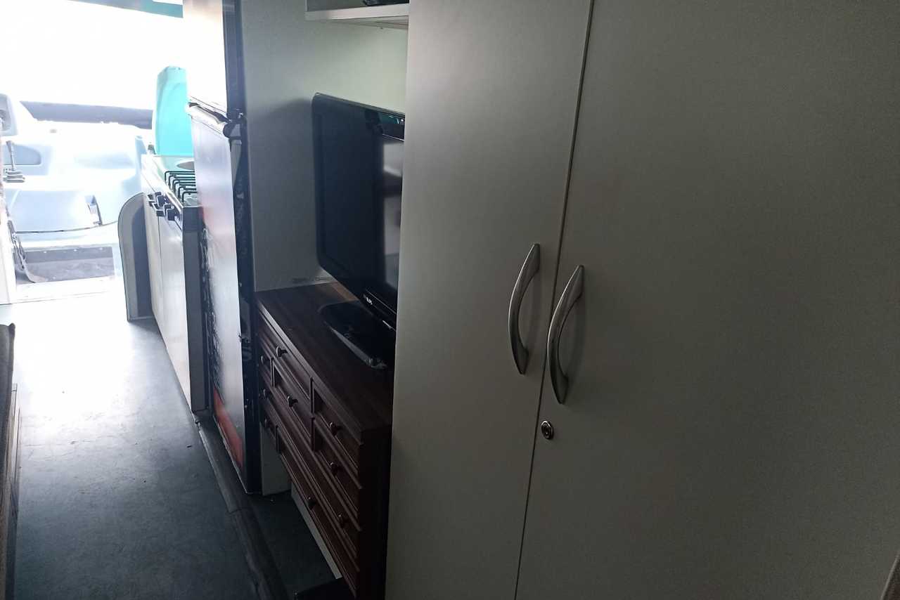 Motor Trailer Camper  - 02/03 2