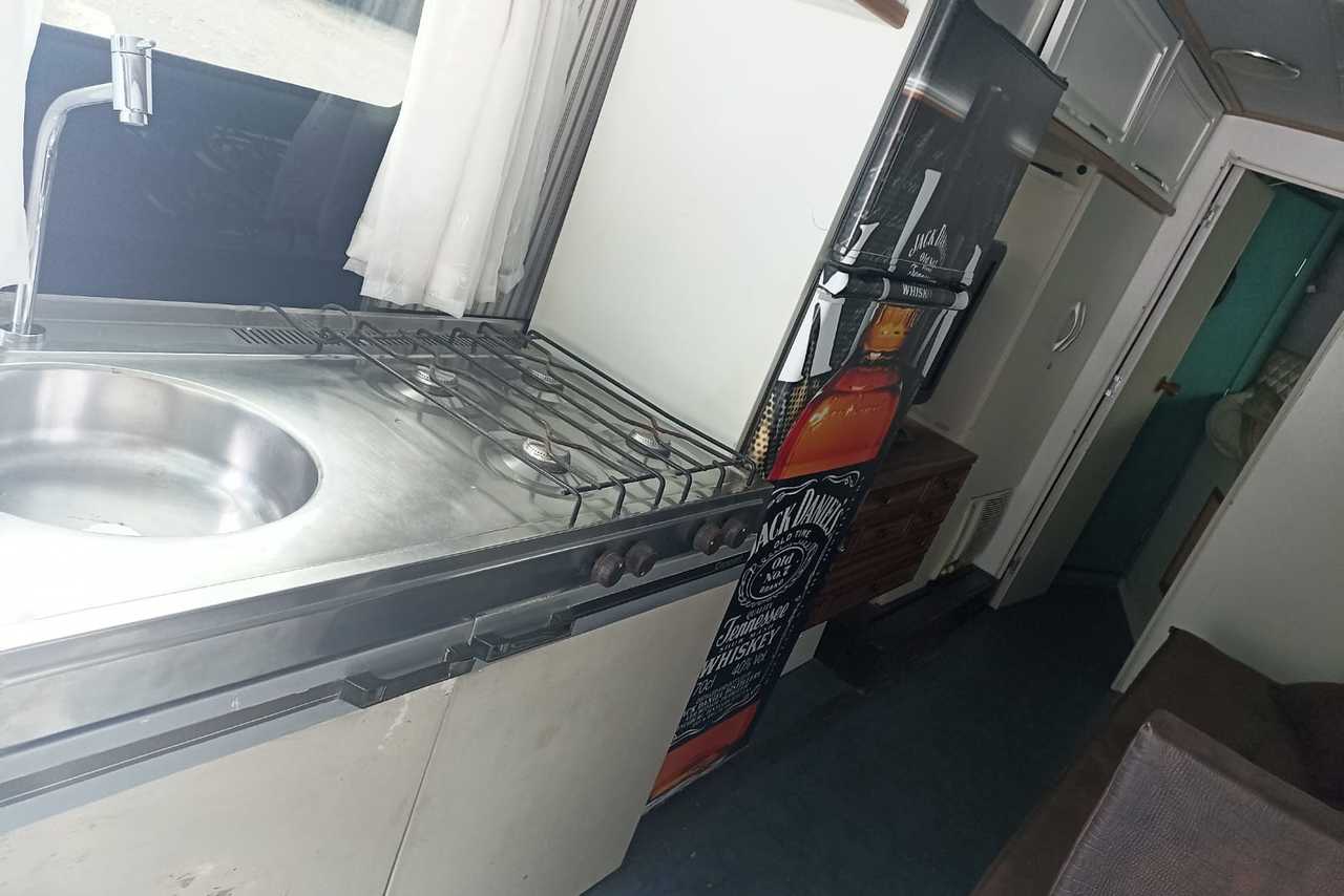 Motor Trailer Camper  - 02/03 7