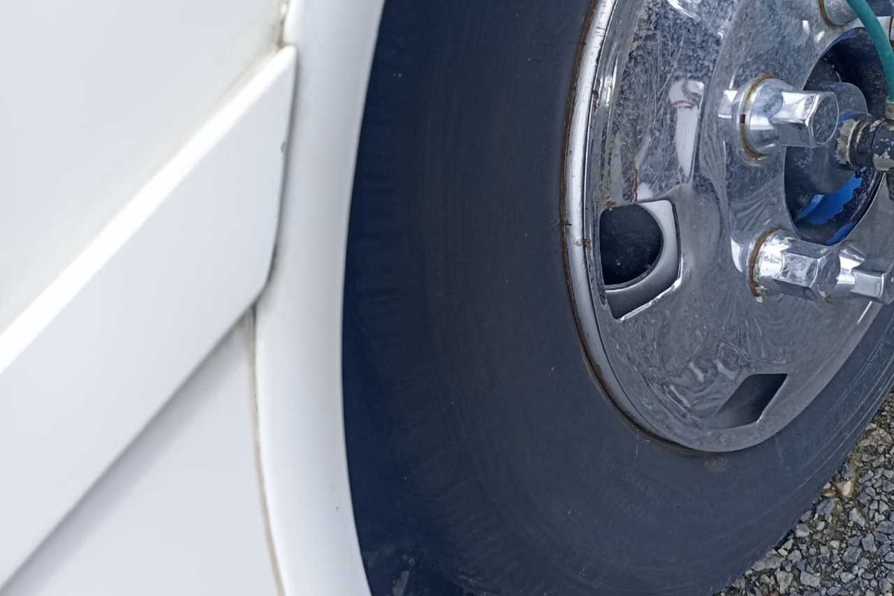 Motor Trailer Camper  - 02/03 14
