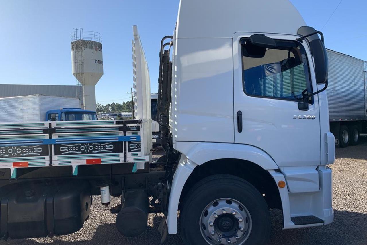 Volkswagen 24-280 E Constellation 6x2 - 14/14 3