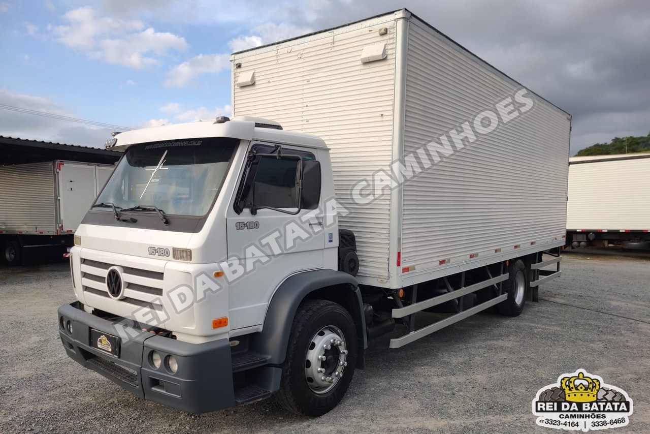 Volkswagen 15-180 E Constellation - 06/06 4