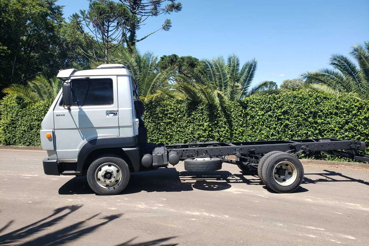 Volkswagen 8 160 - 13/14 8