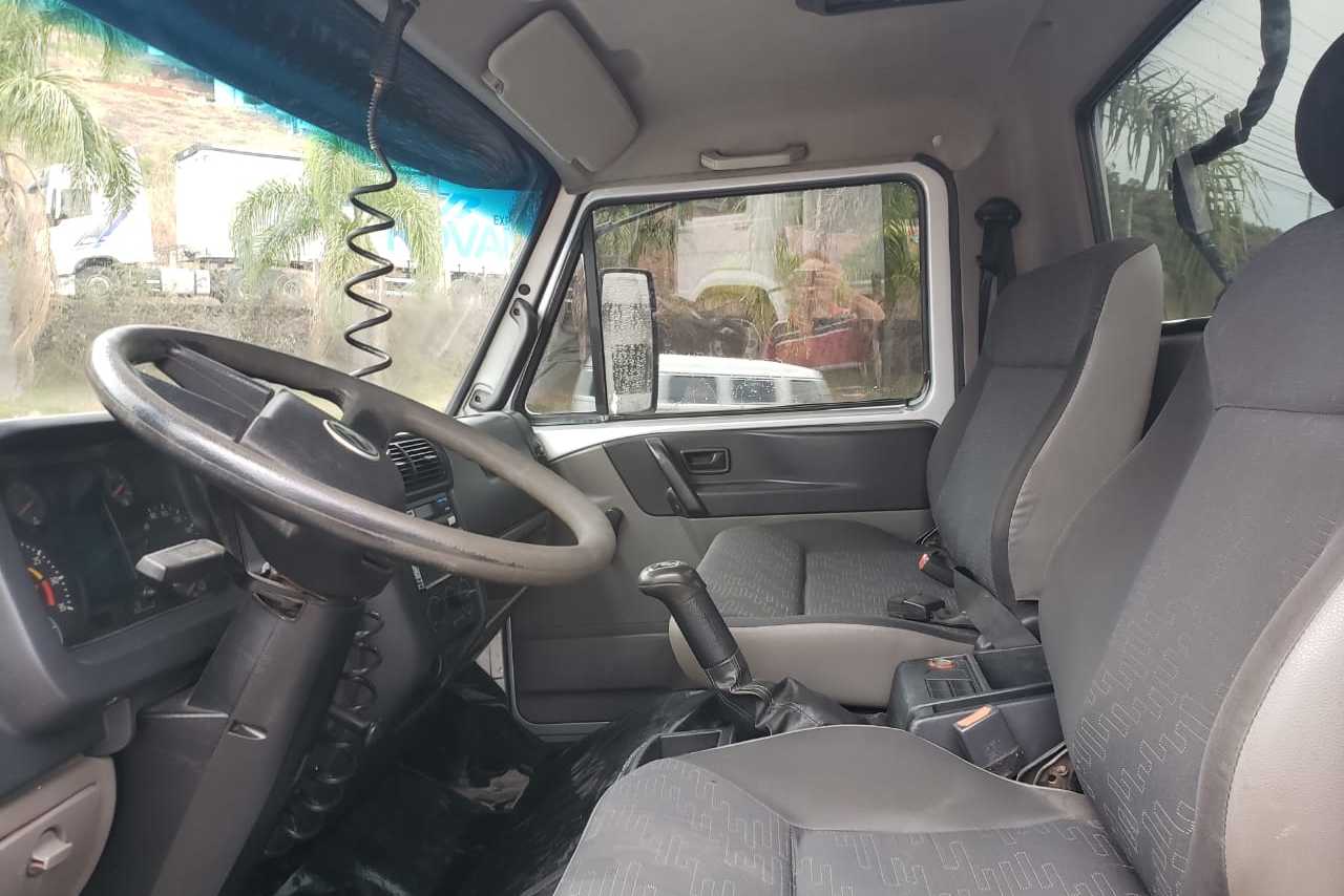 Volkswagen 8 160 - 13/14 15