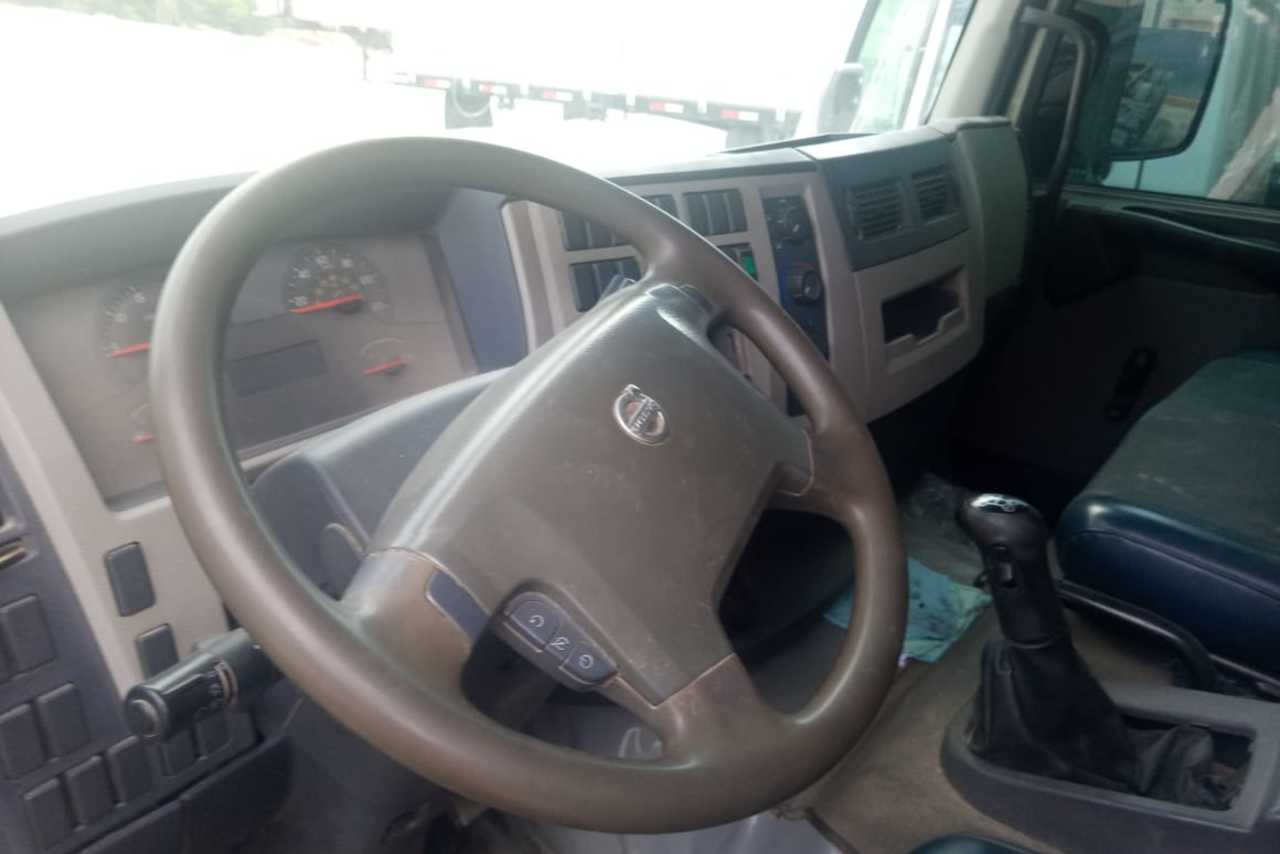Volvo VM330 - 14/14 15