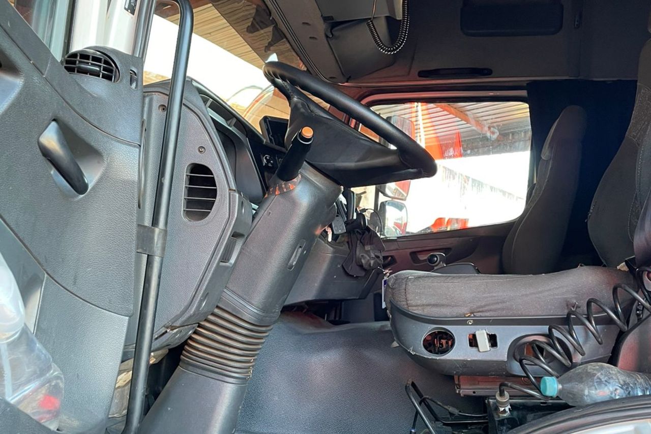 Mercedes Benz Axor 2644 - 15/15 8