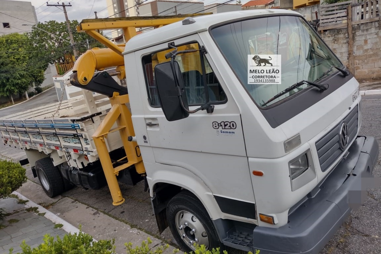 Volkswagen 8 120 - 03/04 9