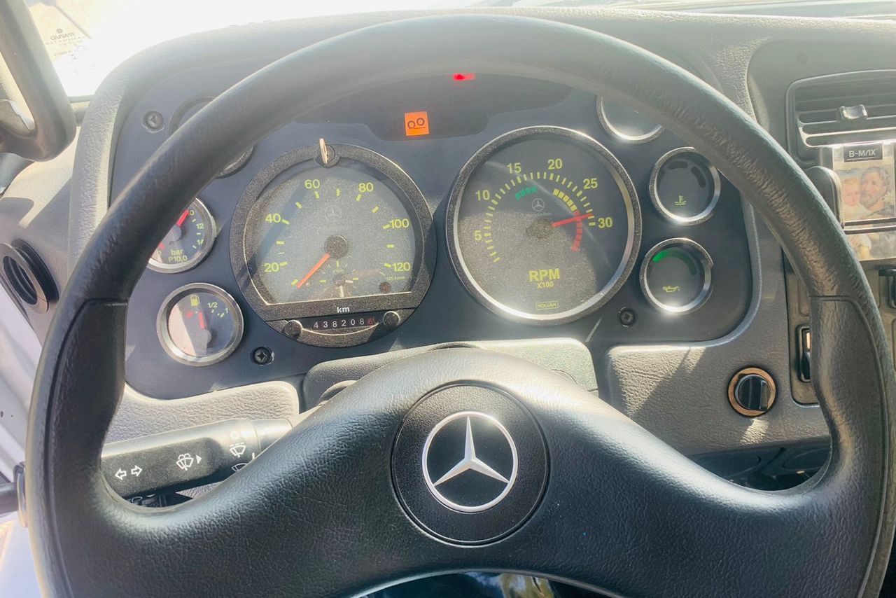 Mercedes Benz MB 1620 - 09/09 6