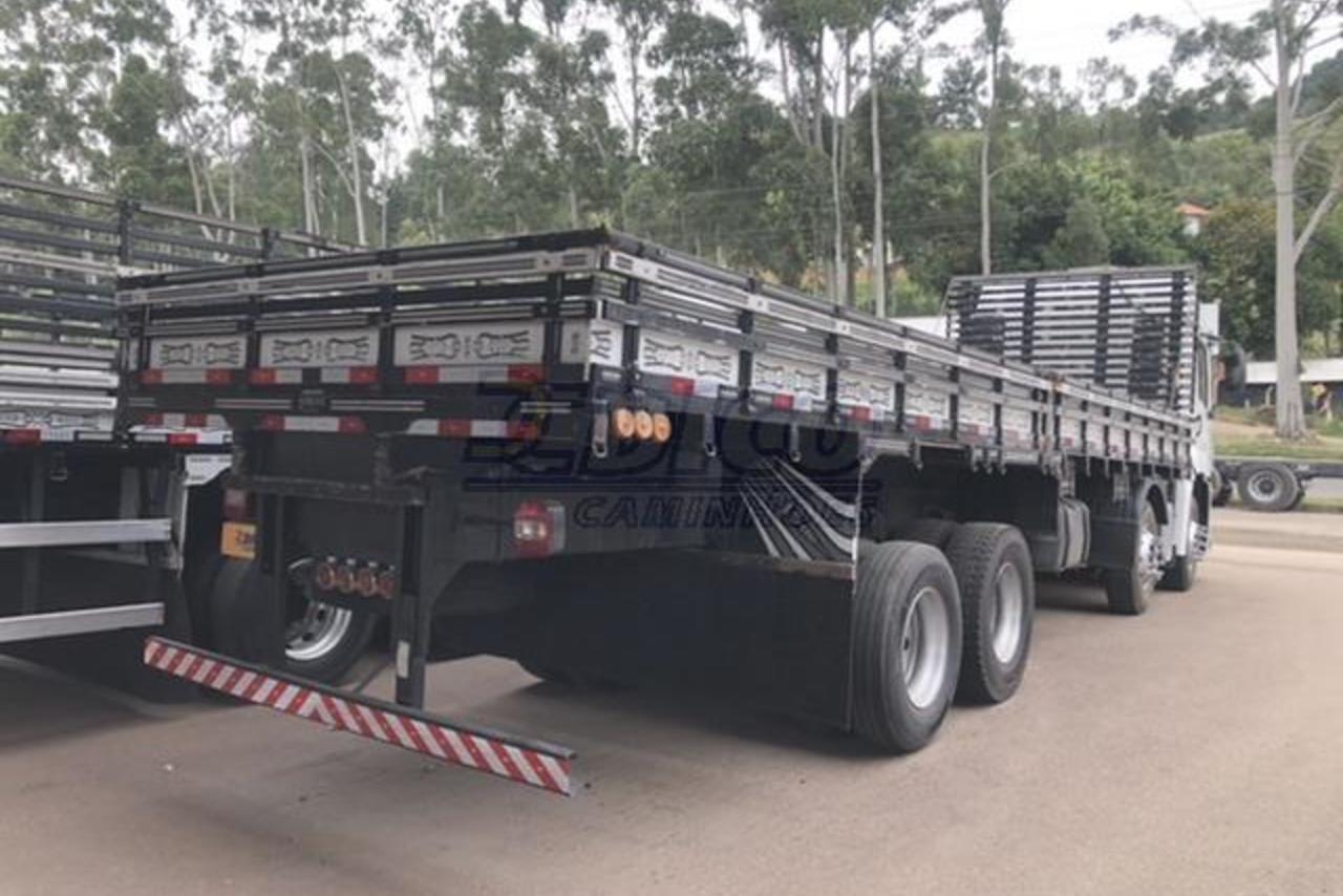 Volkswagen 30-330 Constellation 8x2 - 19/19 6