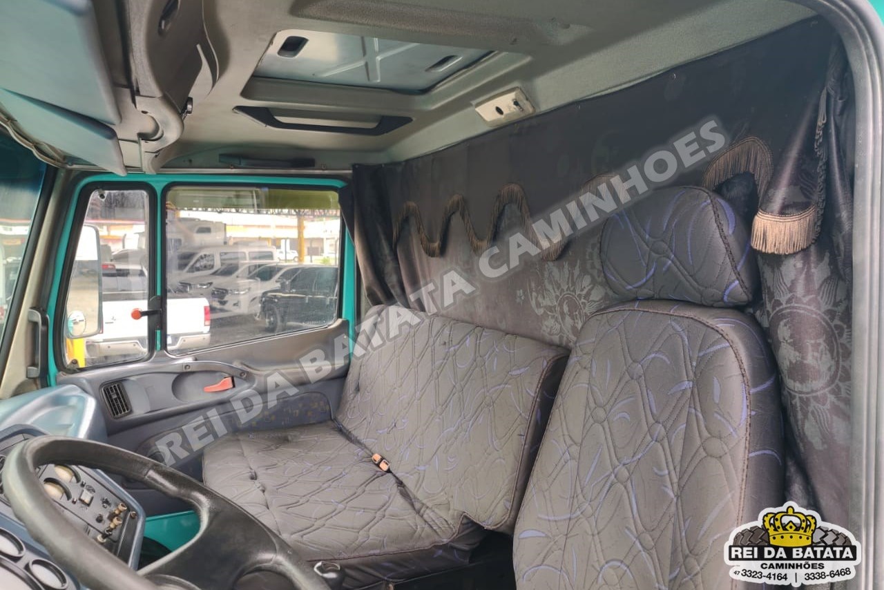 Mercedes Benz MB 1620 - 01/01 8