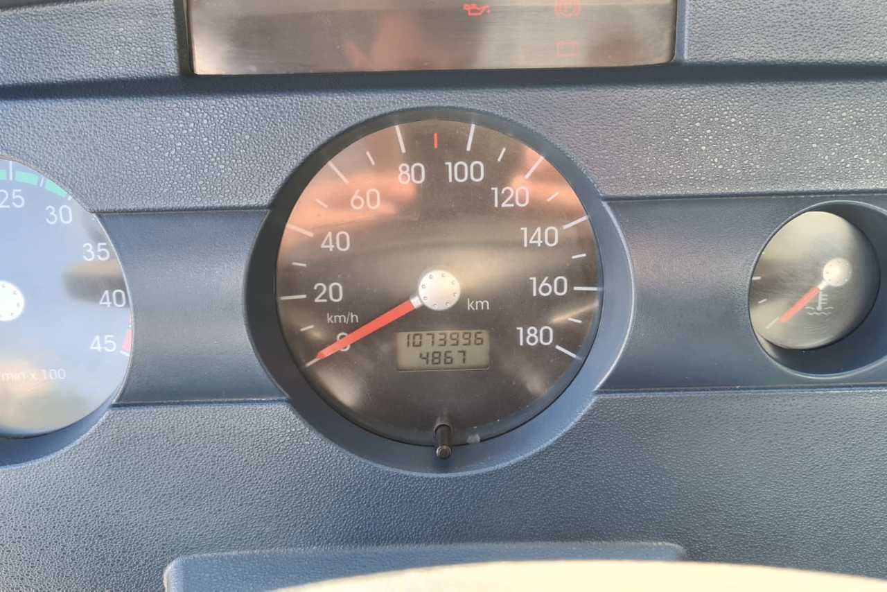 Volkswagen 8 150 - 07/07 9