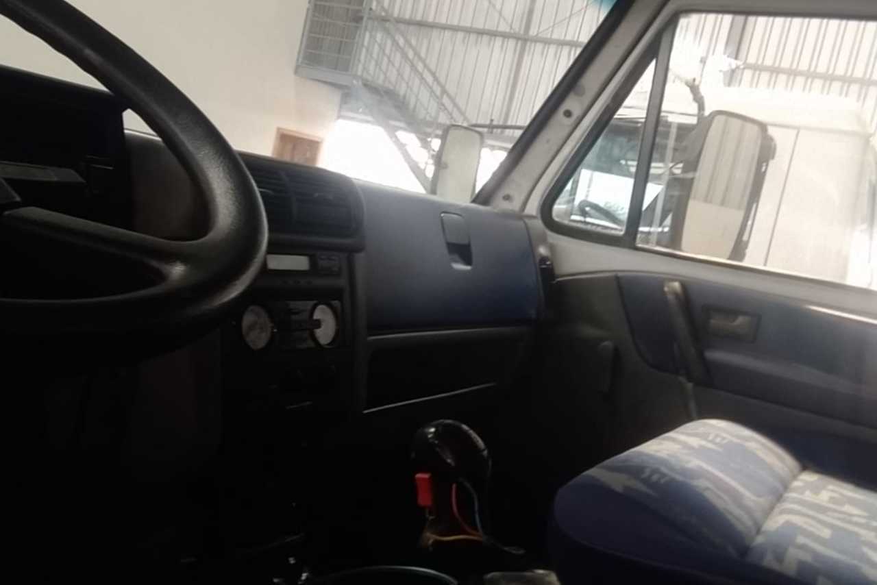 Volkswagen 15-180 E Constellation - 05/05 7