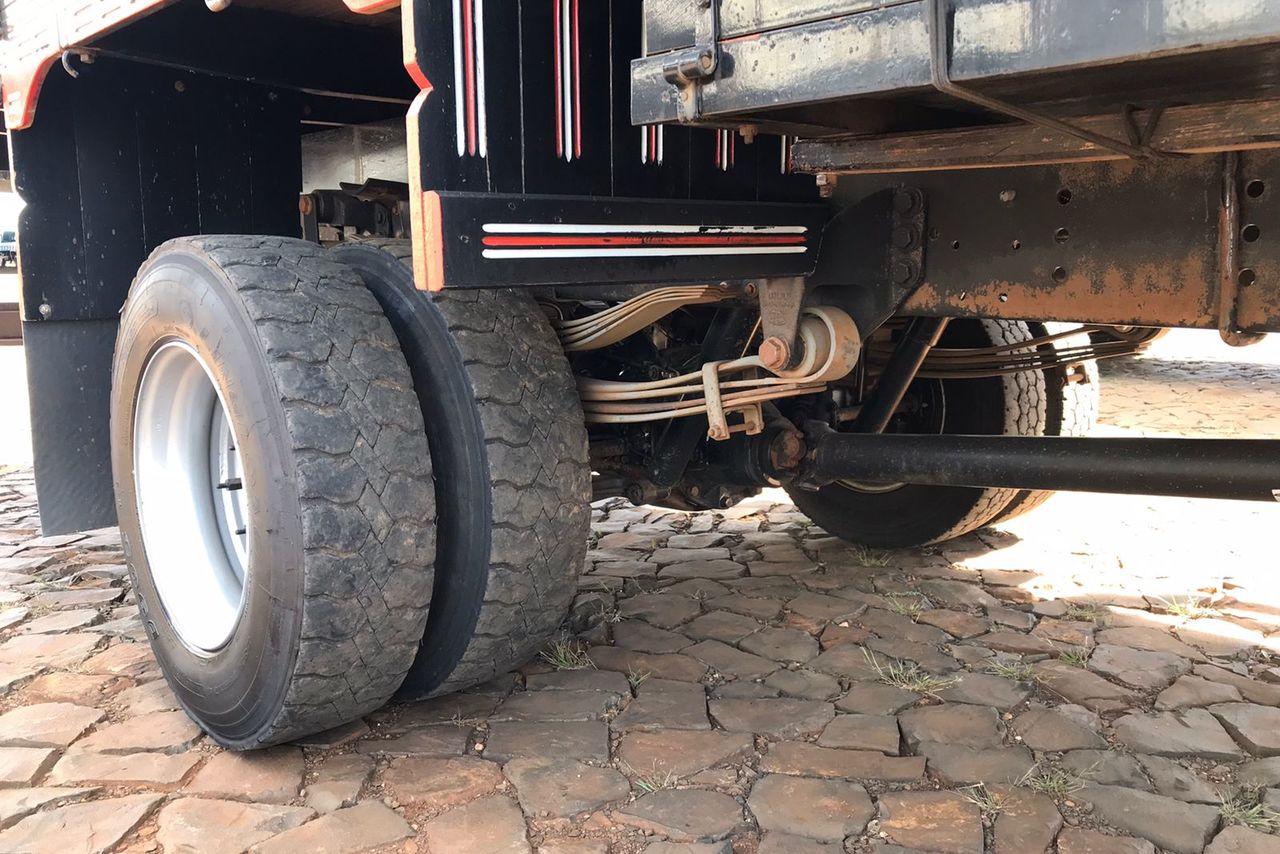 Ford Cargo1119 - 14/14 9