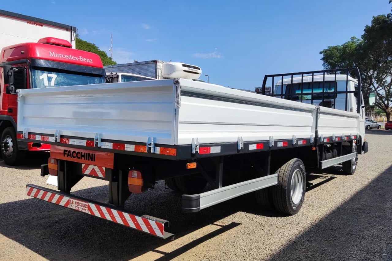 Volkswagen 8 120 - 08/08 8