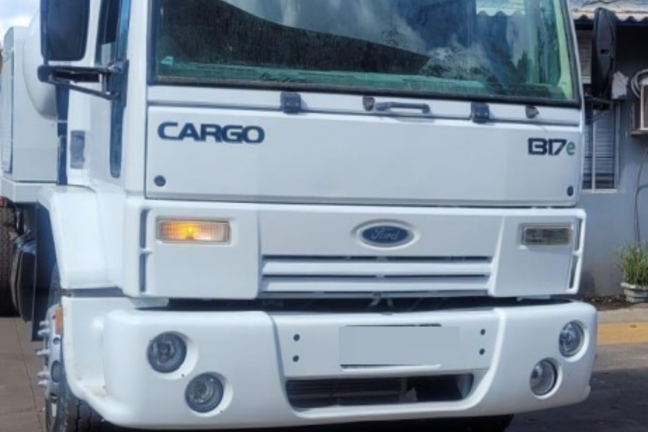 Ford Cargo1317 - 09/09 2
