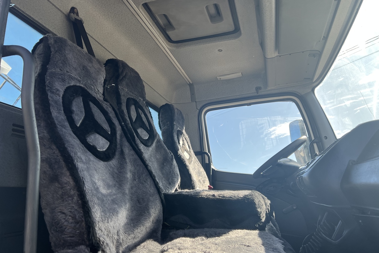 Mercedes Benz MB 1718 - 06/06 6