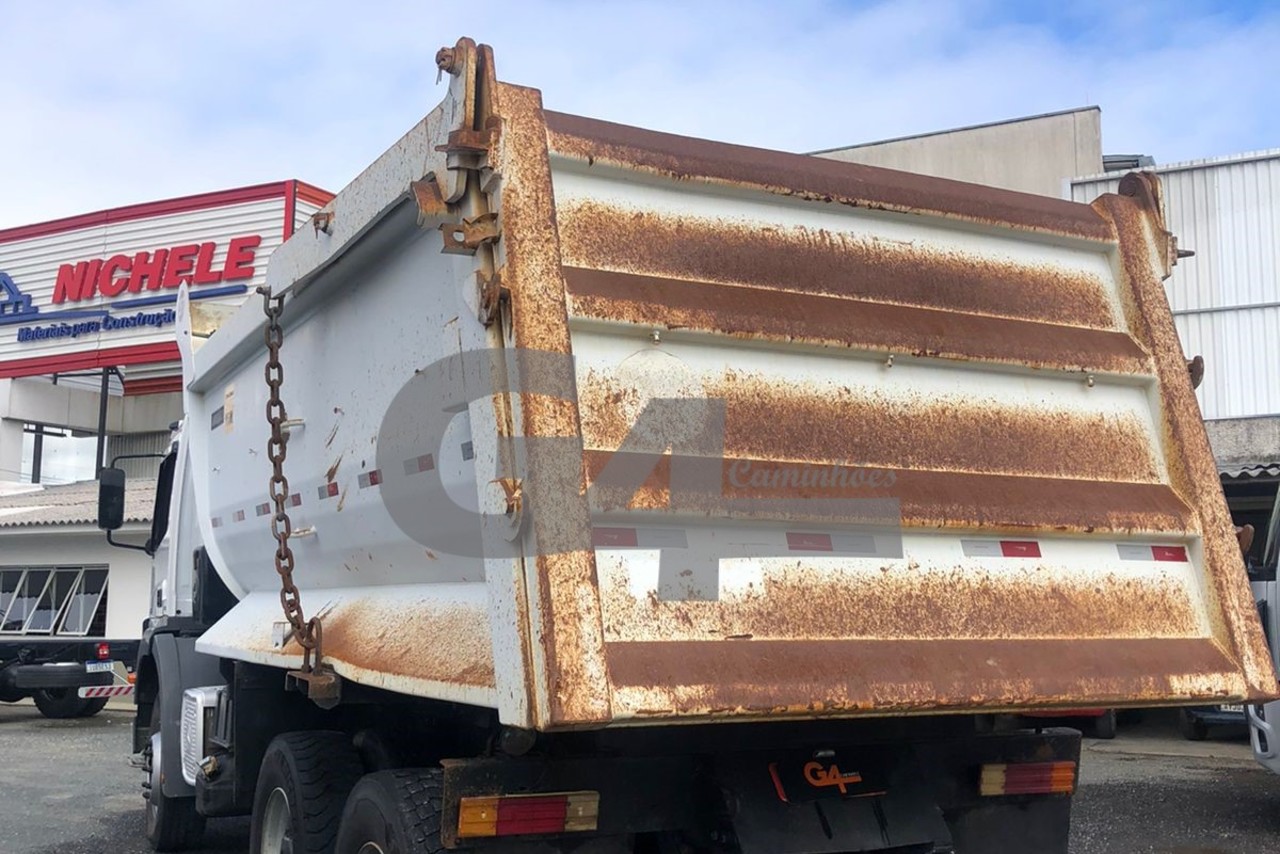 Mercedes Benz Axor 2831 - 12/12 2