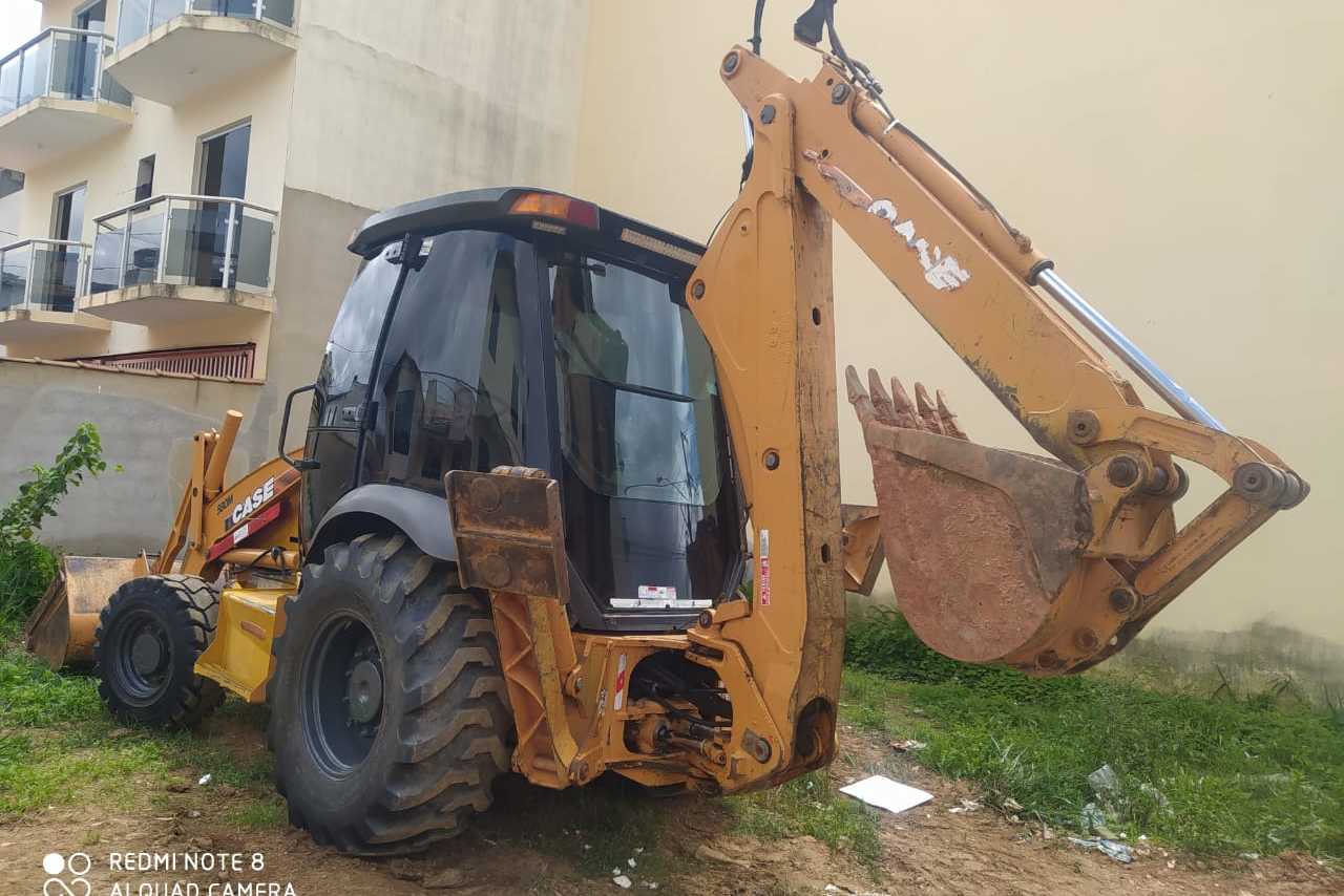 Case 580M - 08/08 3