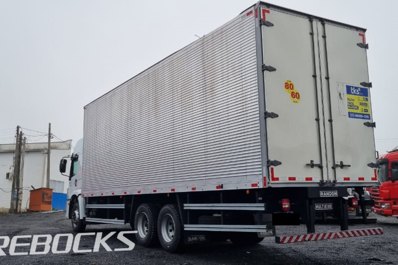 Volkswagen 24-280 E Constellation 6x2 - 21/22 9