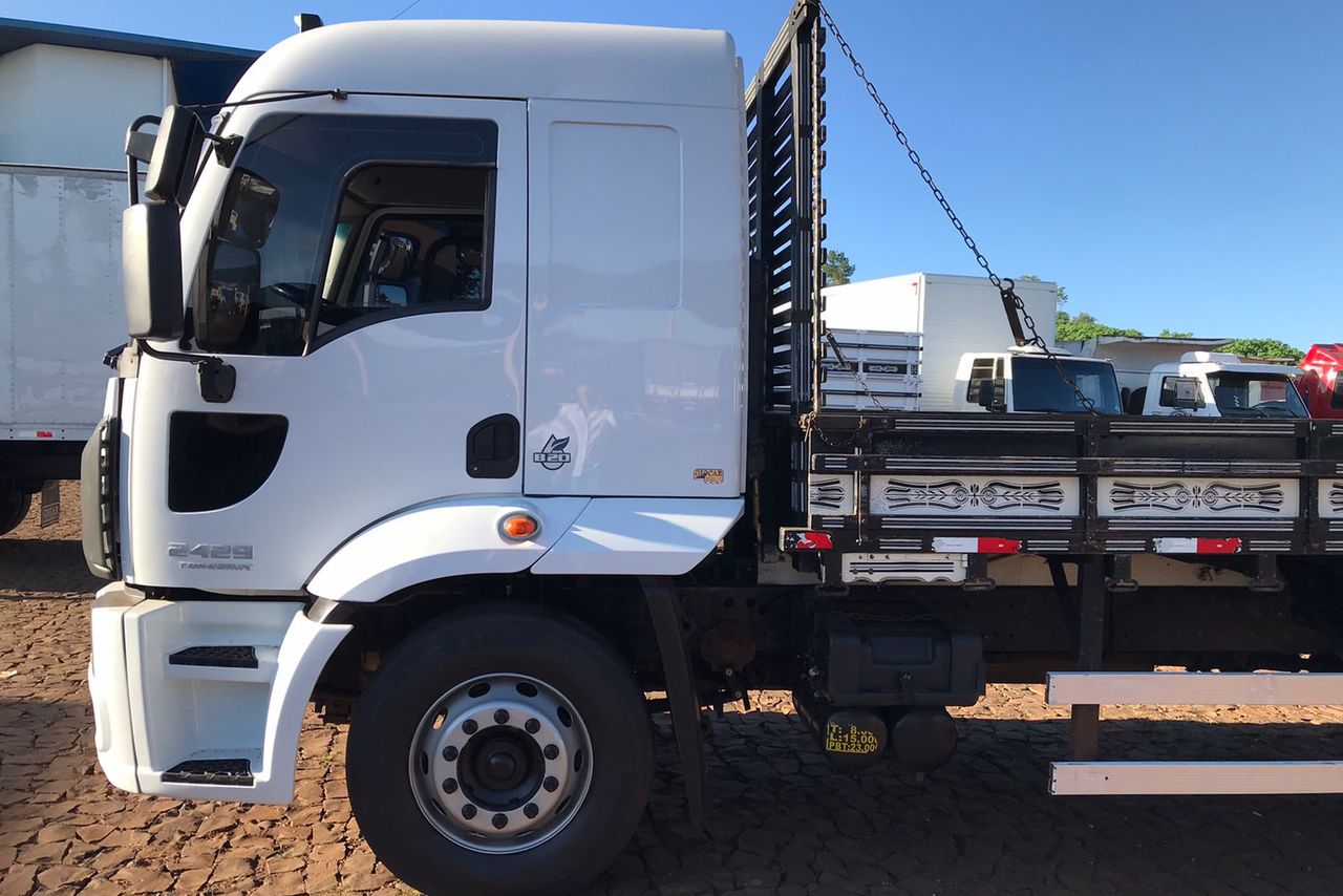 Ford Cargo2429 - 16/17 8