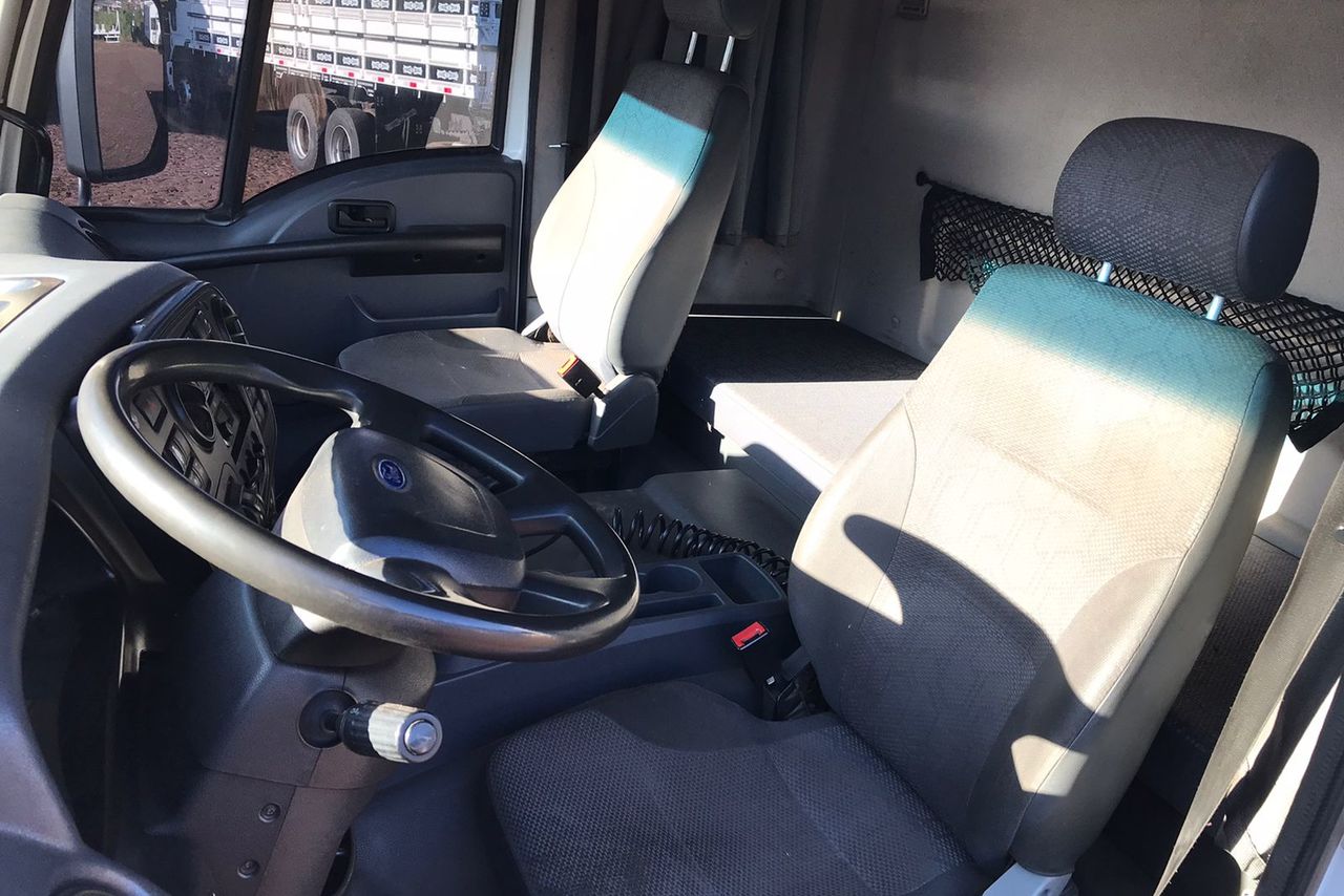 Ford Cargo2429 - 16/17 20