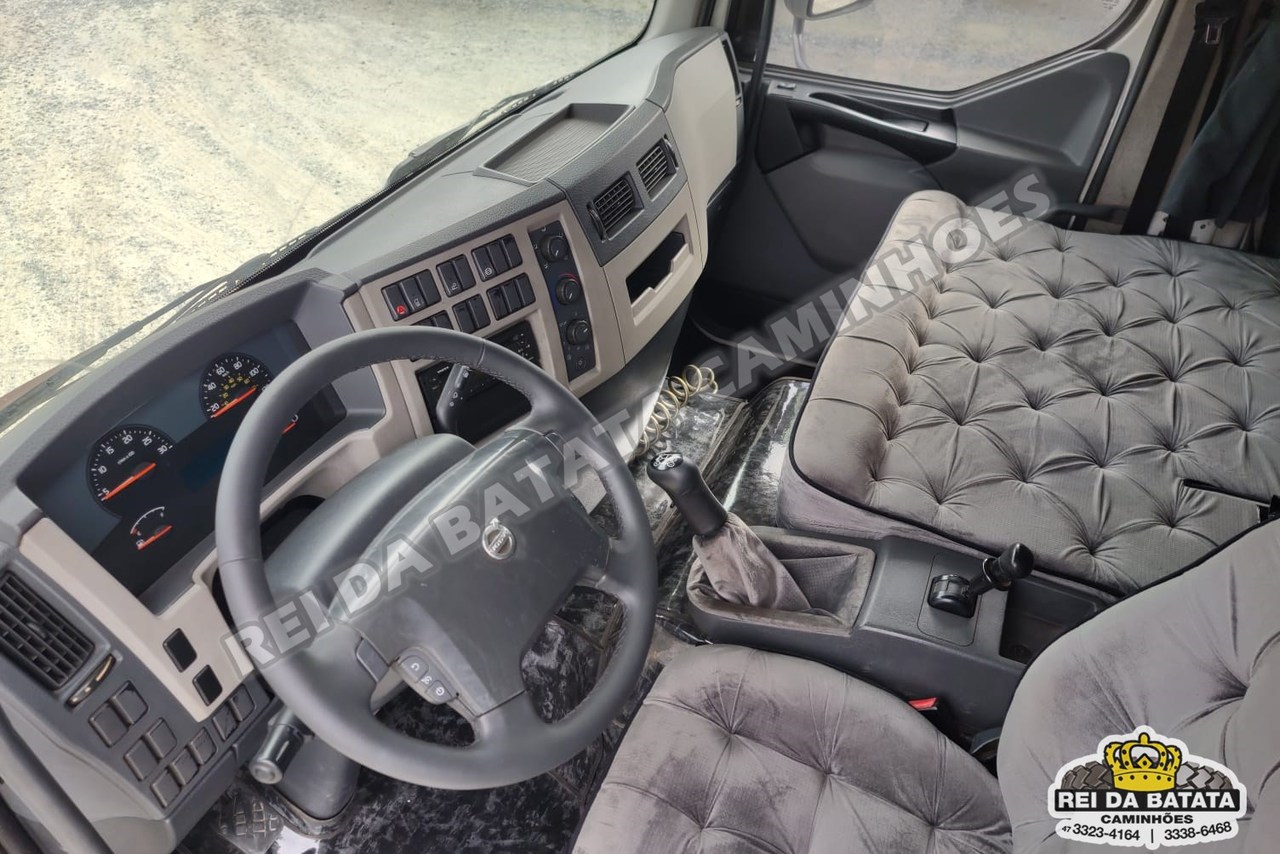 Volvo VM 270 - 12/12 12