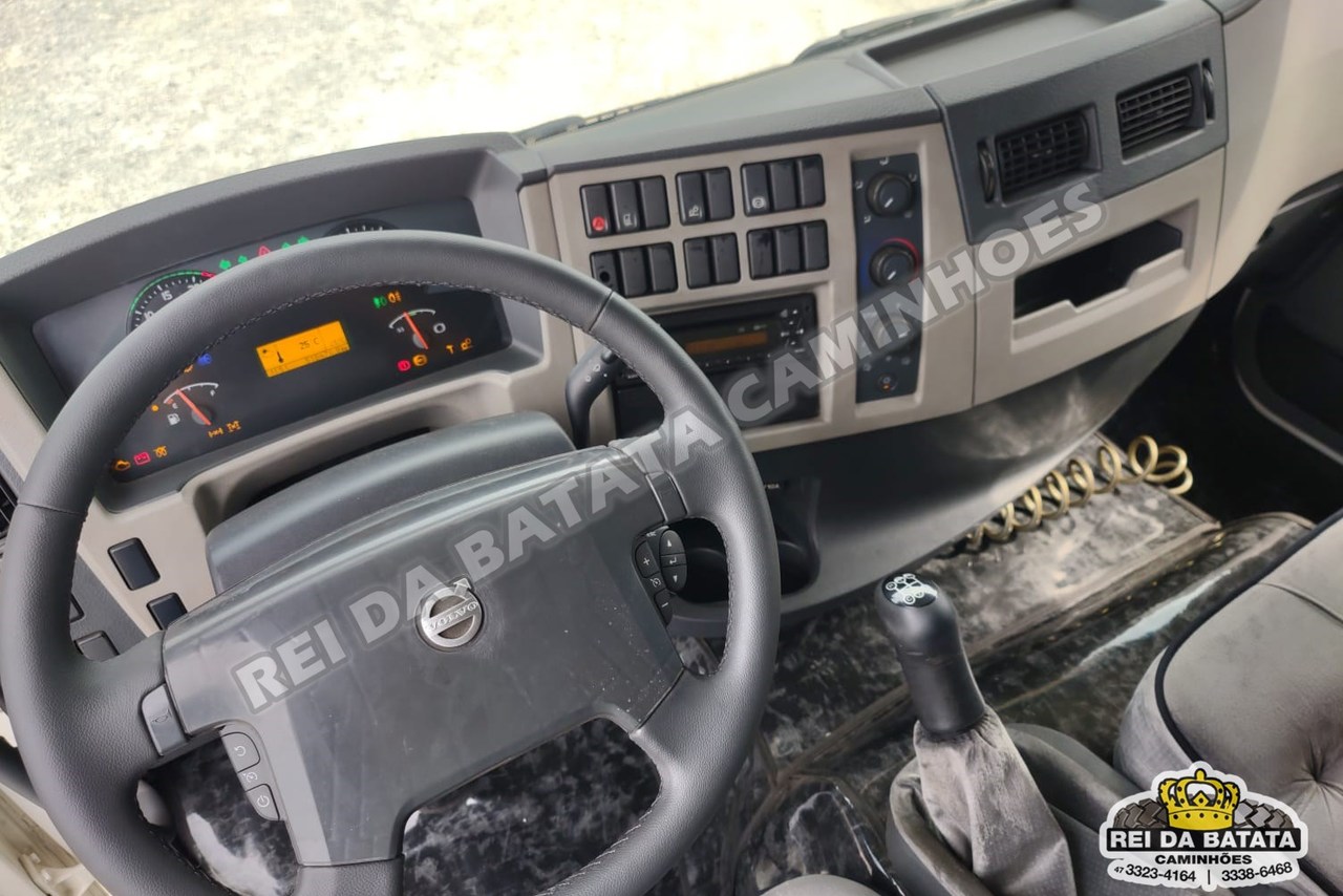 Volvo VM 270 - 12/12 13