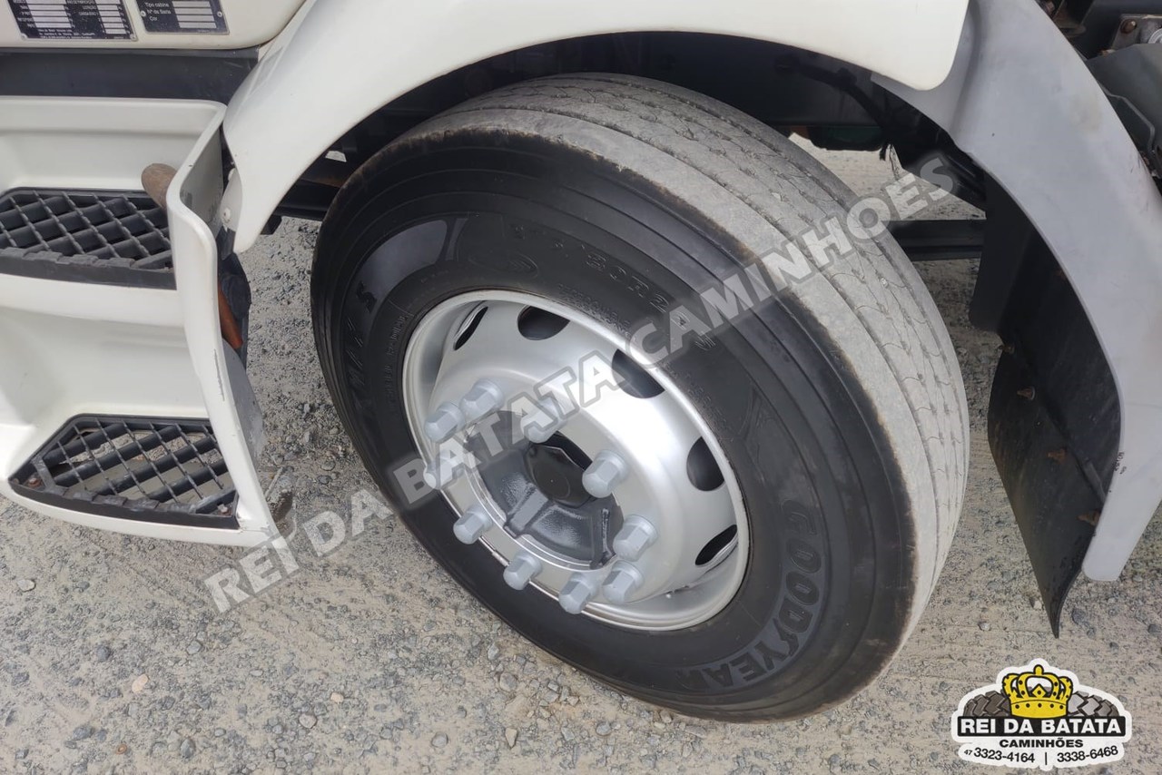 Volvo VM 270 - 12/12 19