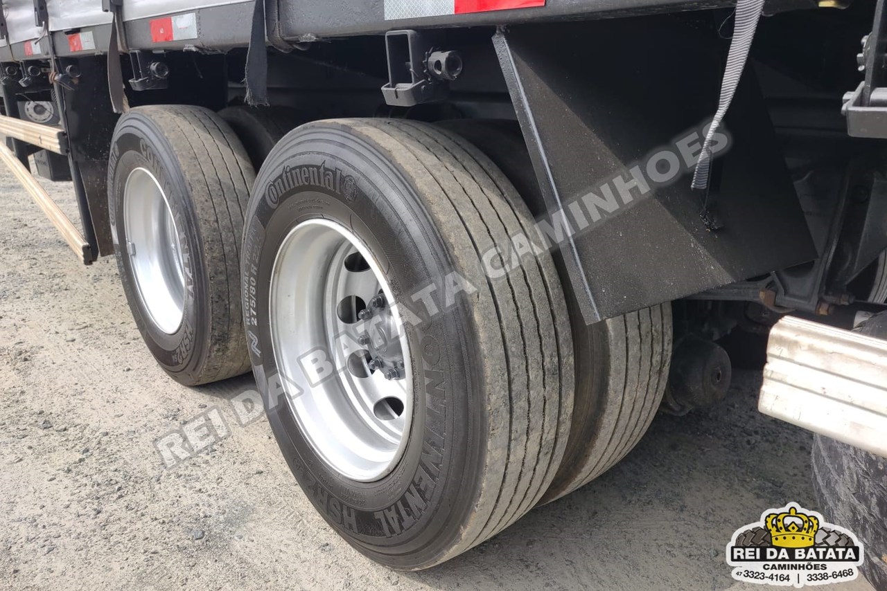 Volvo VM 270 - 12/12 20