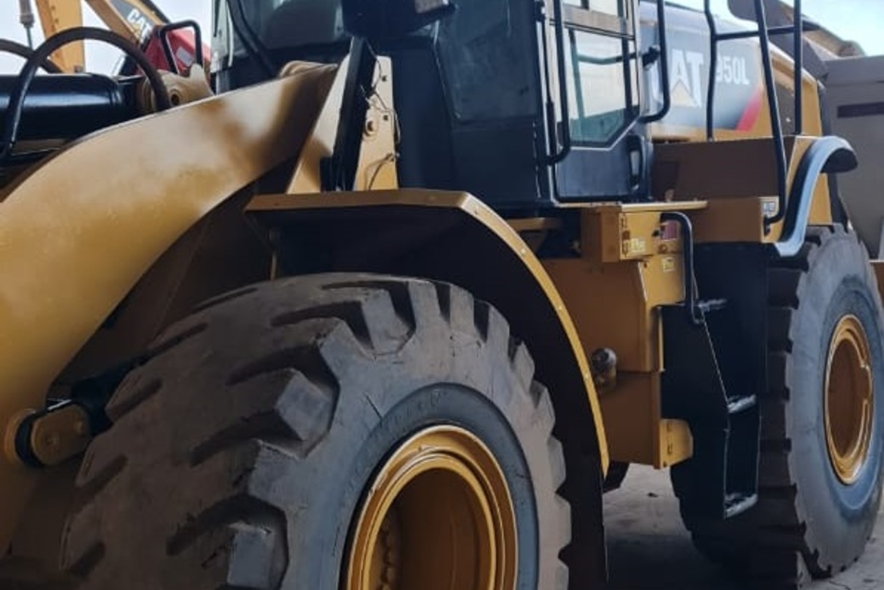 Caterpillar 950L - 18/18 3