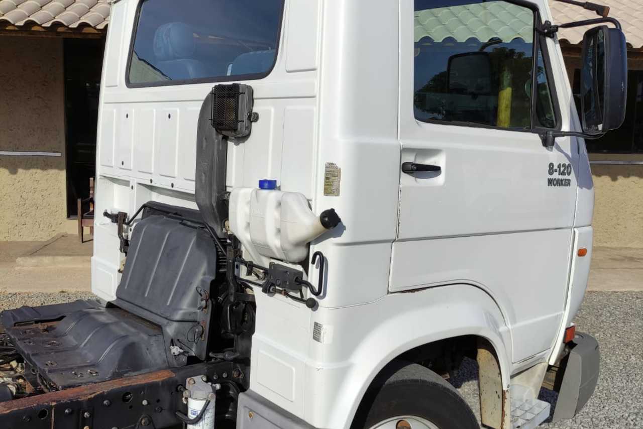 Volkswagen 8 120 - 08/09 5