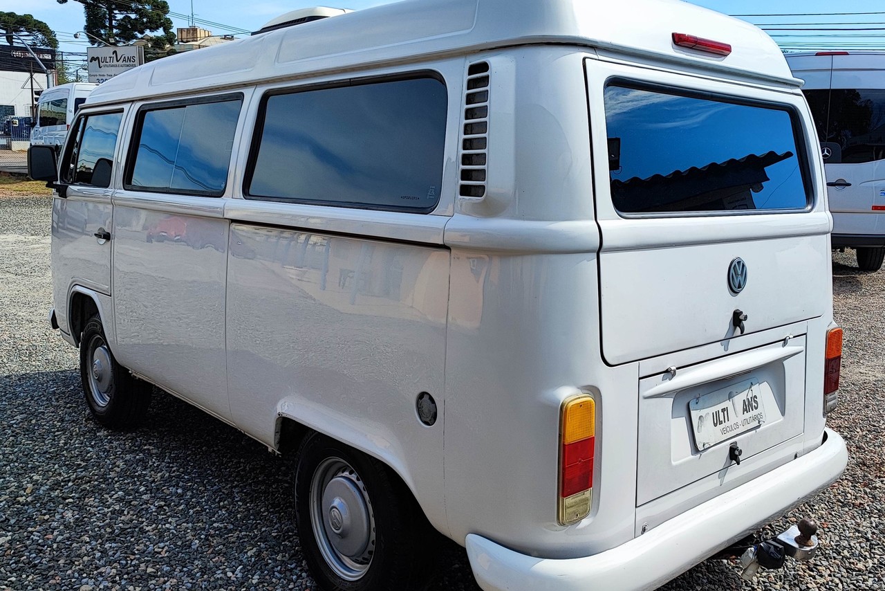 Volkswagen Kombi Standard - 11/11 2