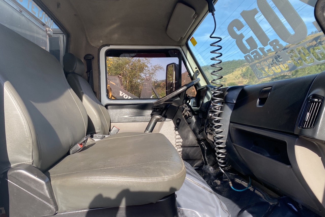 Volkswagen 8 160 - 13/13 18
