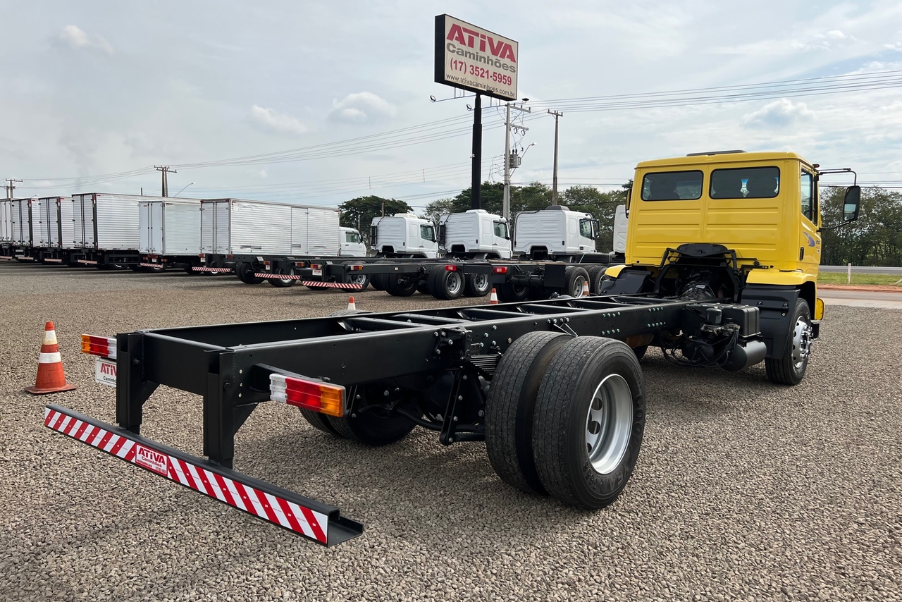 Mercedes Benz MB 1718 - 11/12 4