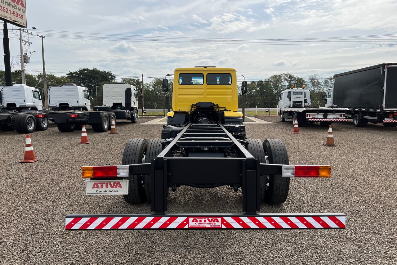 Mercedes Benz MB 1718 - 11/12 5