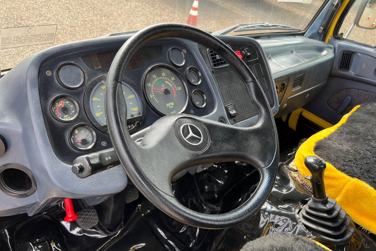 Mercedes Benz MB 1718 - 11/12 8