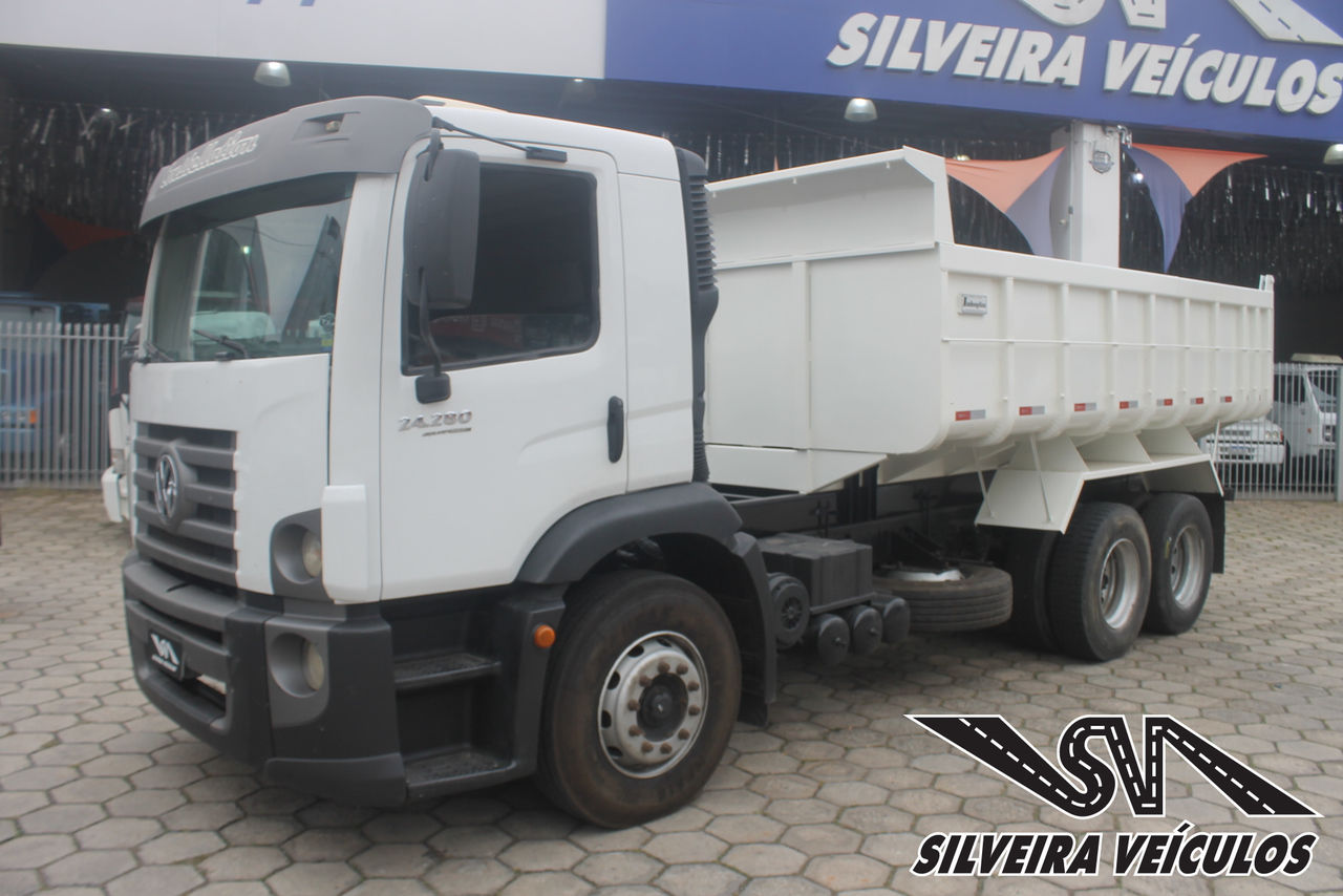 Volkswagen 24-280 E Constellation 6x2 - 12/13 2