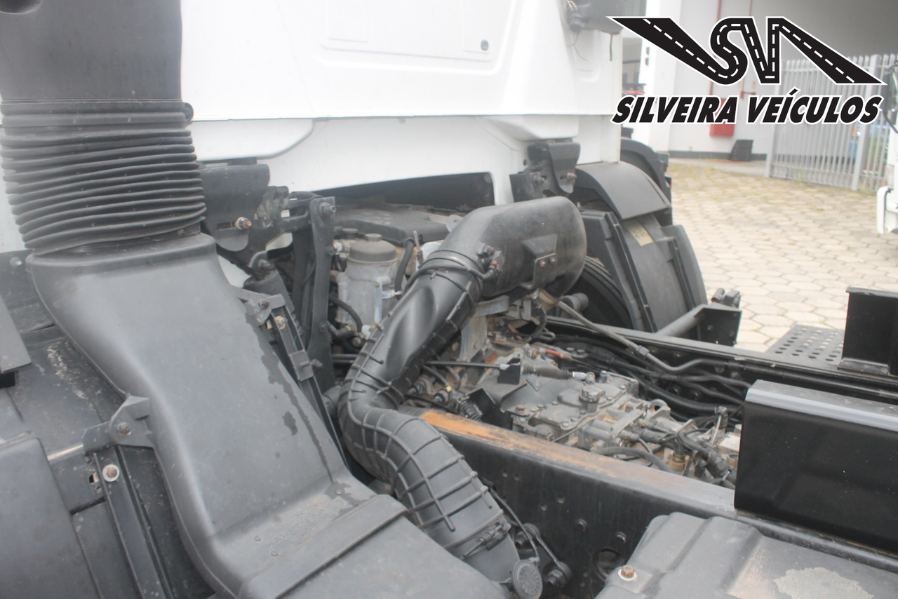 Volkswagen 24-280 E Constellation 6x2 - 12/13 8