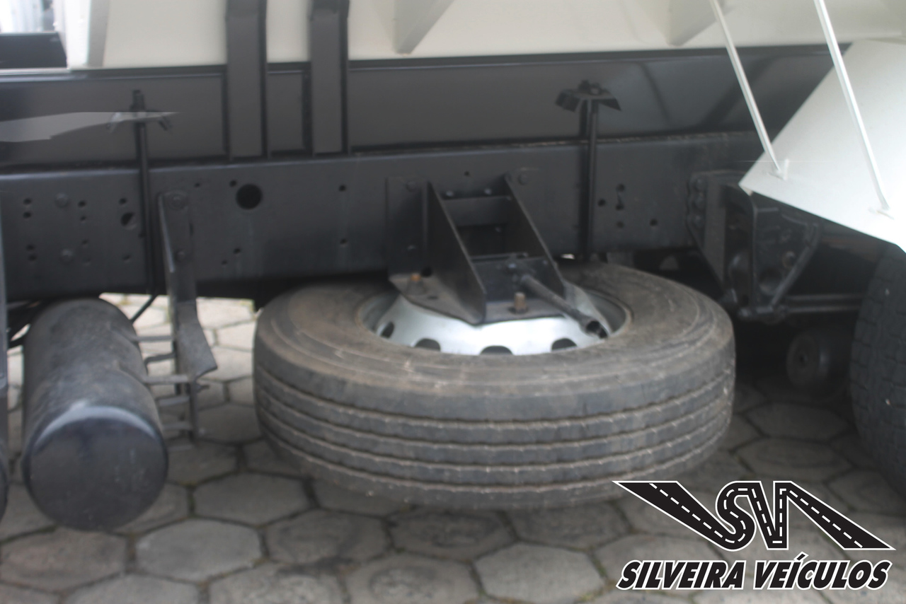 Volkswagen 24-280 E Constellation 6x2 - 12/13 18