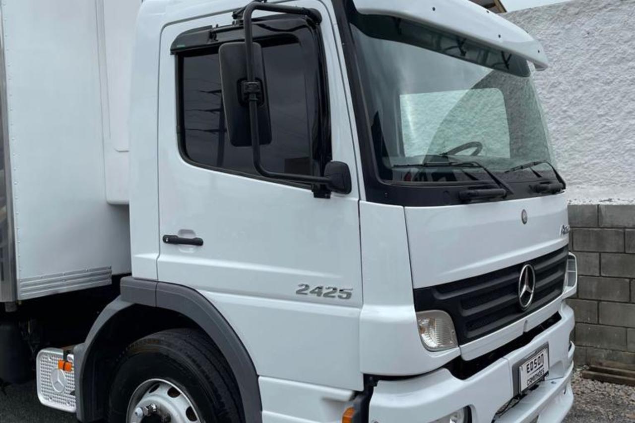 Mercedes Benz MB 2325 - 06/06 12