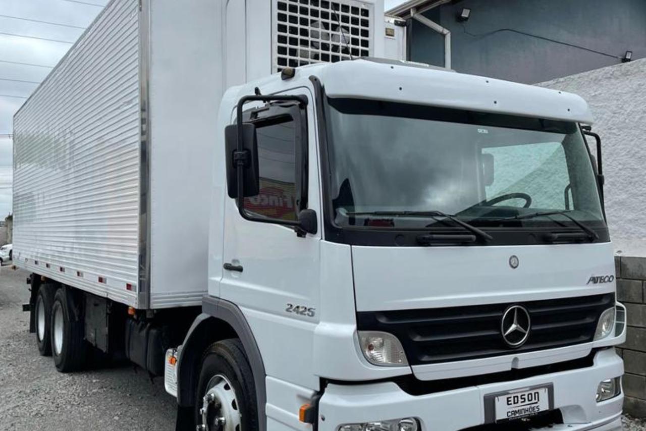 Mercedes Benz MB 2325 - 06/06 14