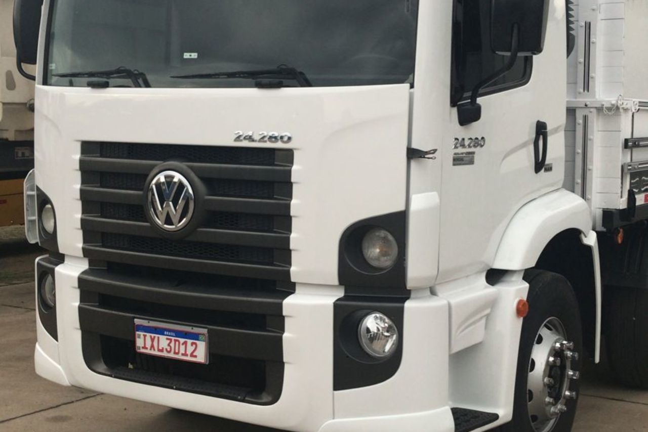 Volkswagen 24-280 E Constellation 6x2 - 15/15 3
