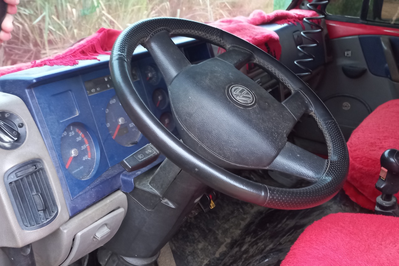 Volkswagen 13-180 - 05/05 7