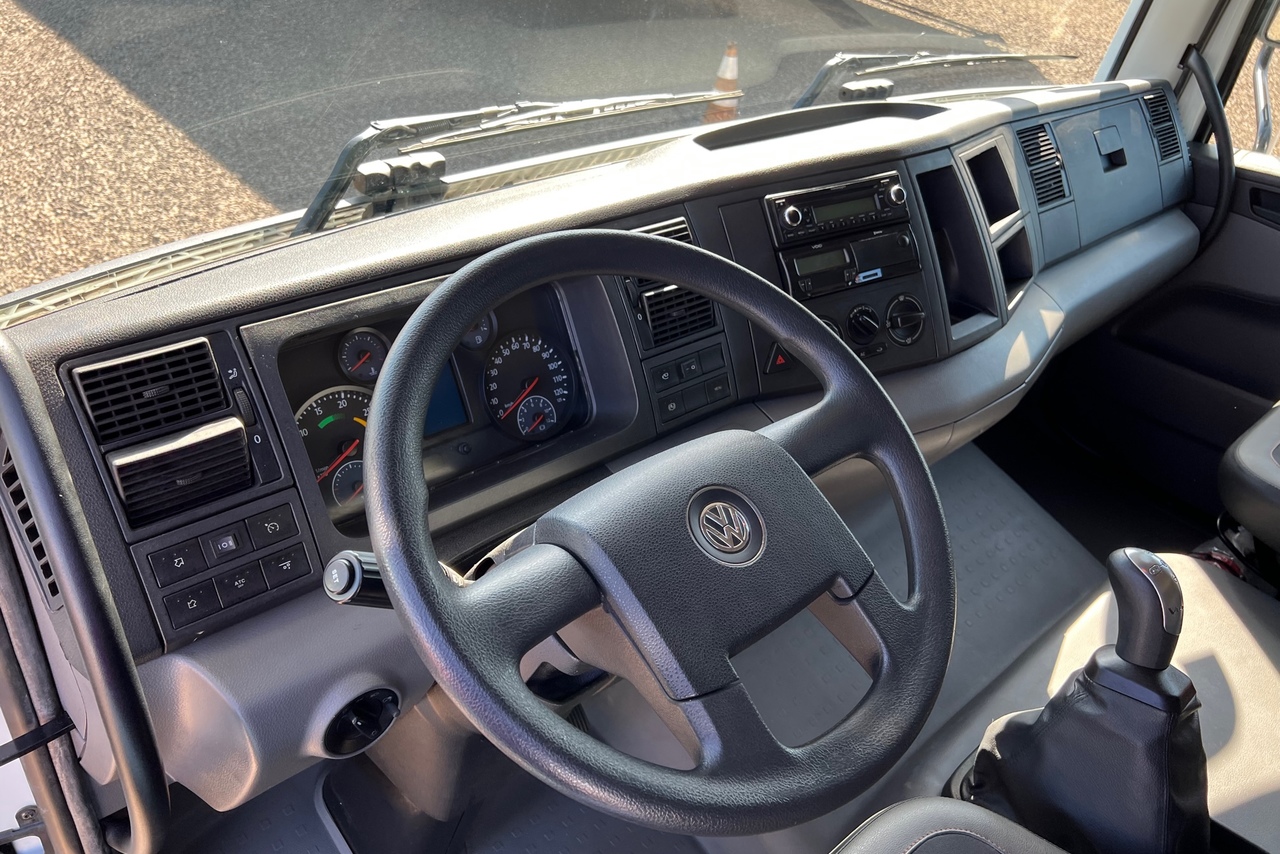 Volkswagen 24-280 E Constellation 6x2 - 20/21 8